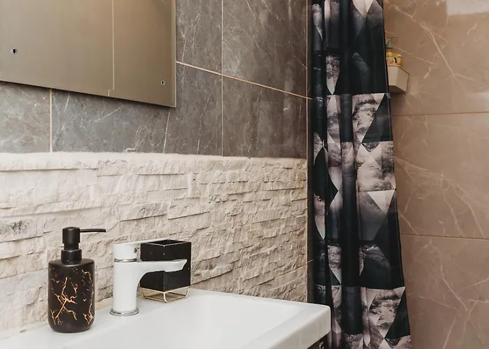 Old Town Room, Private Bathroom - A Appartamento *