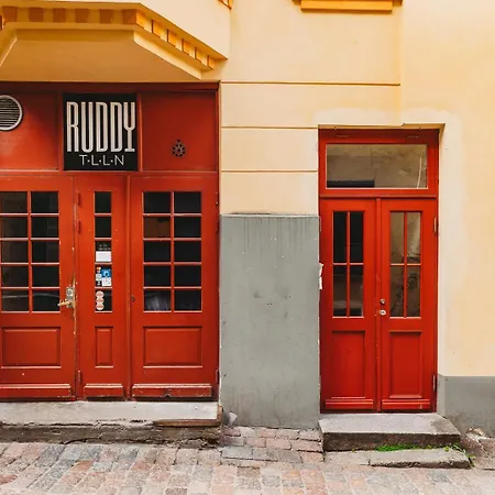 Daire Old Town Room, Private Bathroom - A Tallinn